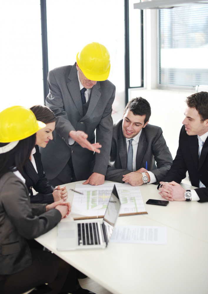 Apoyo en contratación y redacción de contratos FIDIC adaptados a normativas internacionales.